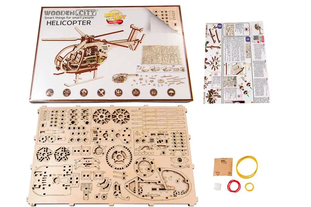 Wooden Puzzle 3D Helicopter Opis 3