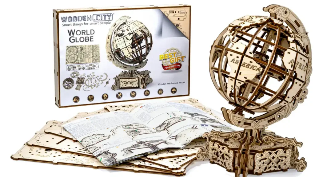Wooden Puzzle 3D World Globe Opis 1
