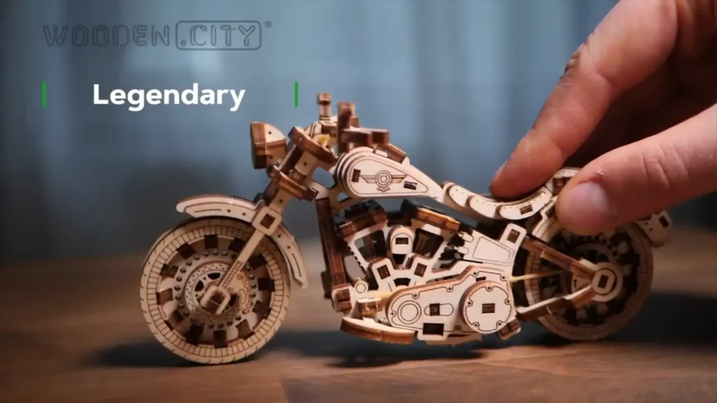 Puzzle drewniane 3D motocykl Cruiser V-twin opis 2