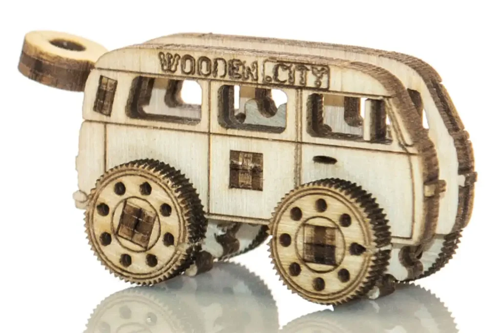 Puzzle 3D drewniane - Breloki Transport Zabytkowy Opis 1