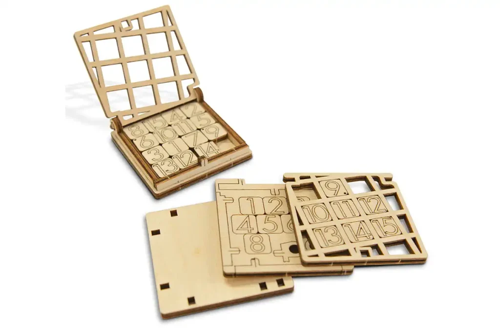 Puzzle 3D drewniane - Łamigłówka Gra W Piętnastkę opis 1