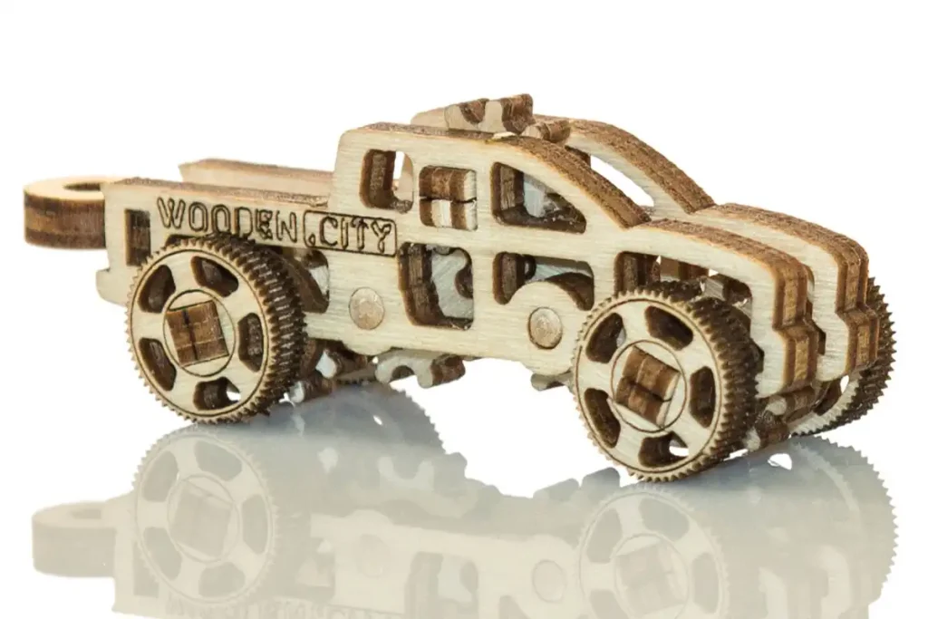 Puzzle 3D drewniane - Breloki Samochody Ciężarowe Opis 3