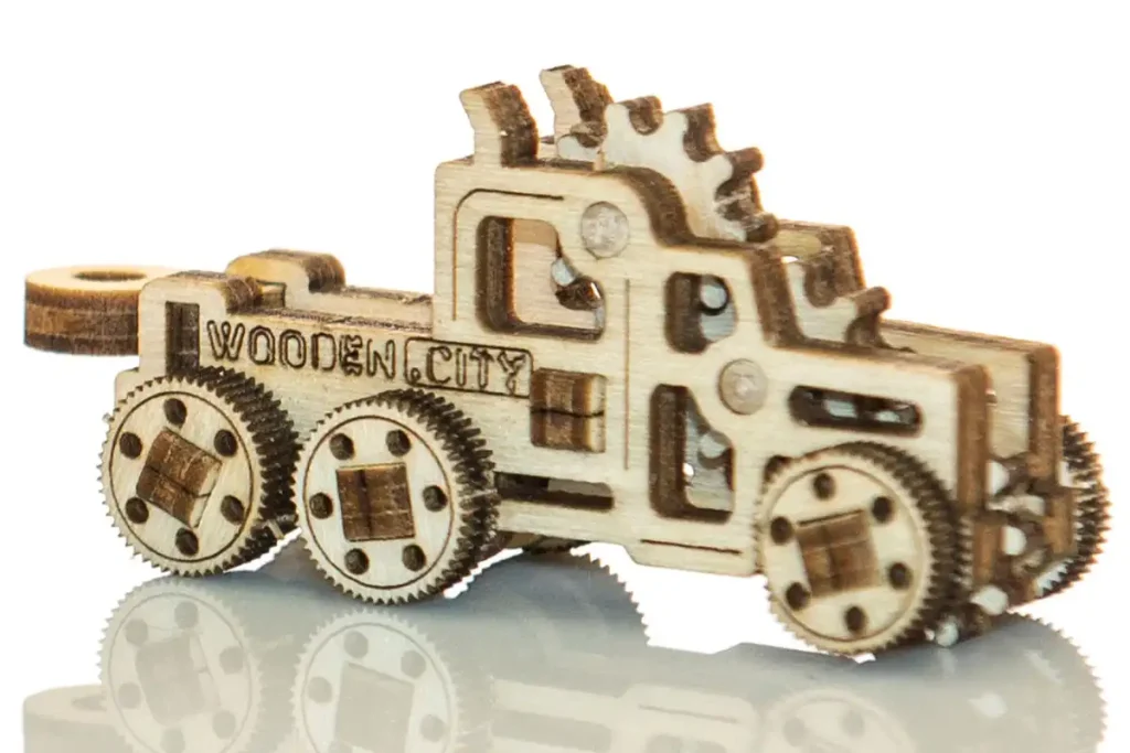 Puzzle 3D drewniane - Breloki Samochody Ciężarowe Opis 1