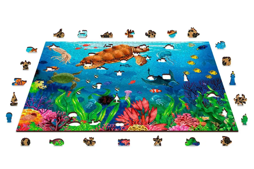 Diving Paradise 600 Wooden Puzzle 3