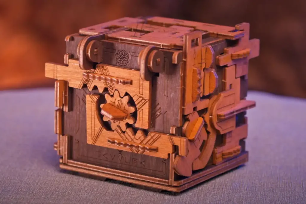 3D Wooden Box Puzzle - Escape Room Puzzle Box opis 2