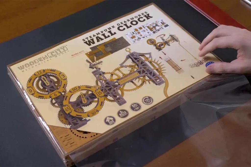 3D Wooden Clock Puzzle - Steampunk Gearworks Wall Clock opis